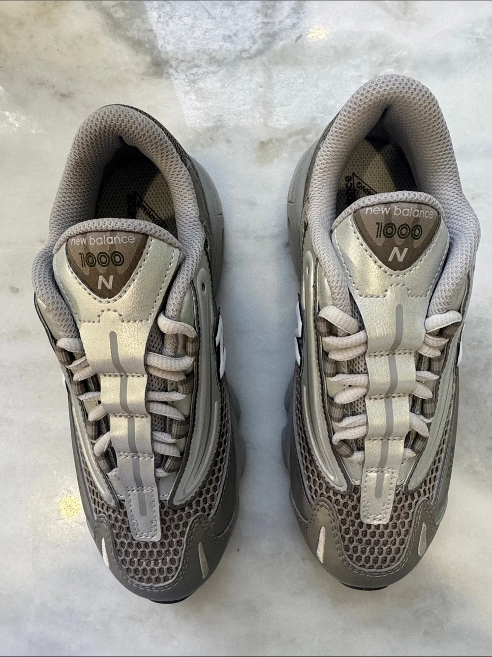 New Balance 1000 Kids Arid Stone / Light Silver Metallic (Brown/Grey)